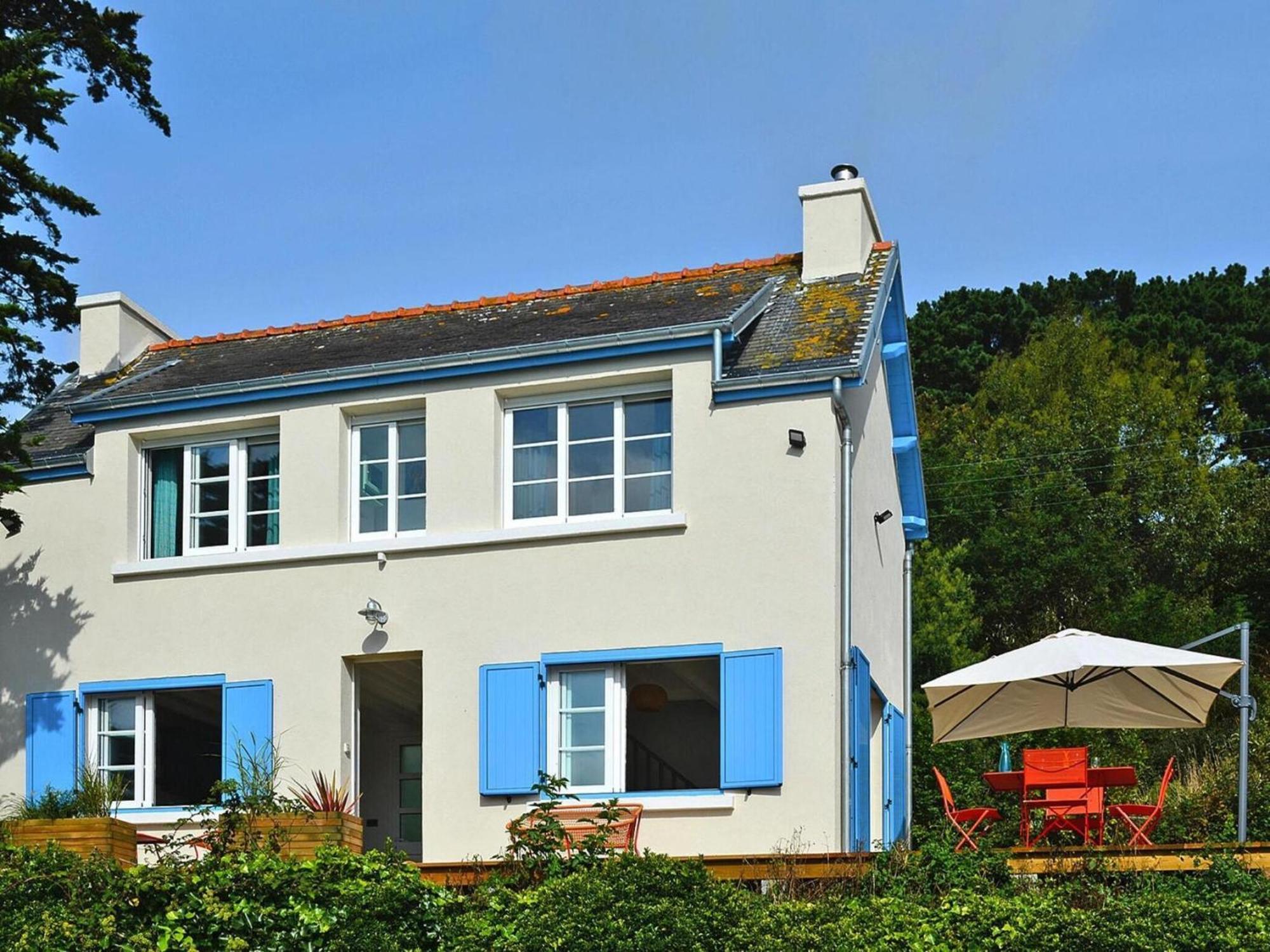 Pretty Breton Holiday Home In A Top Location Plougasnou Exterior photo