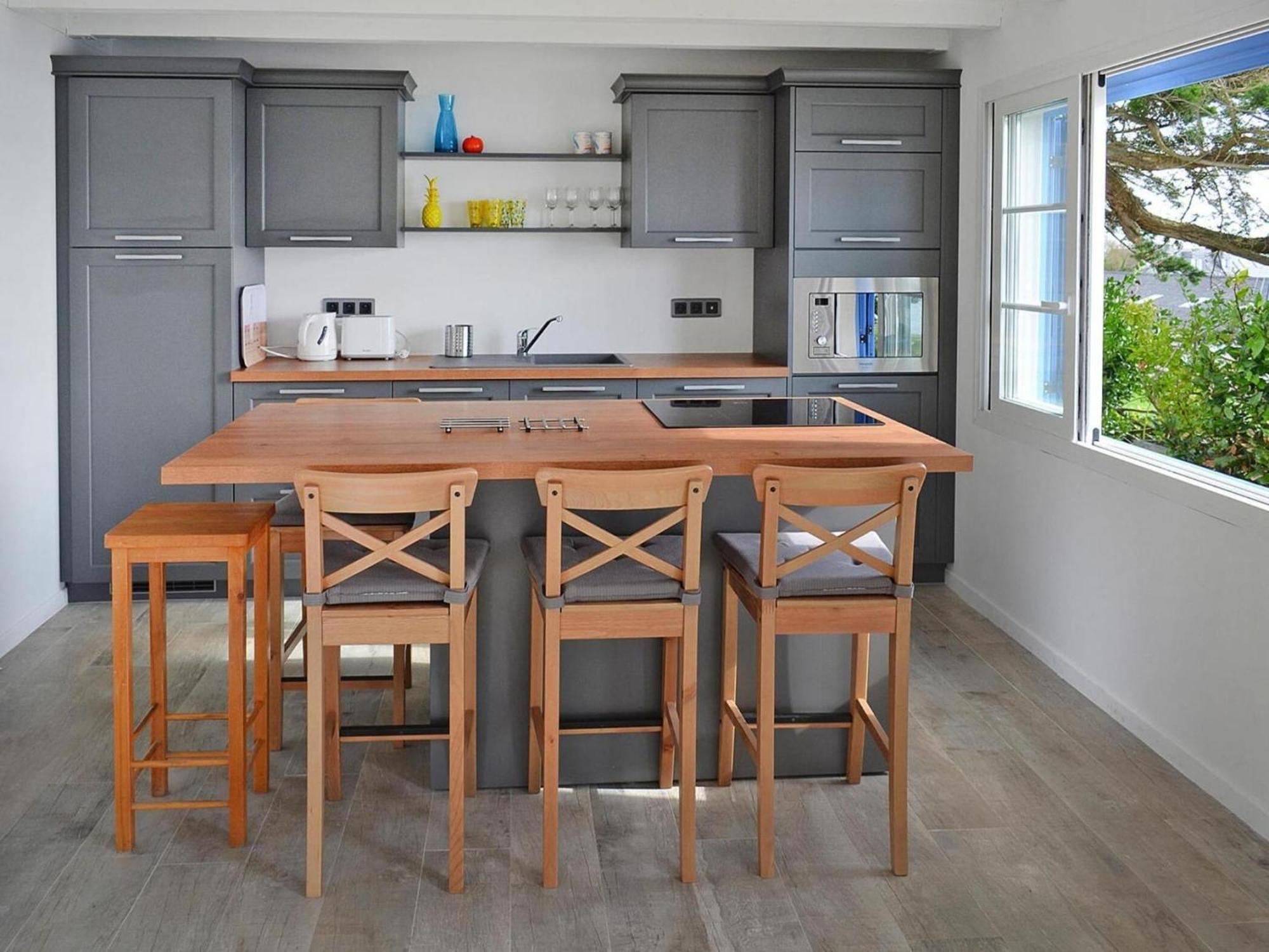 Pretty Breton Holiday Home In A Top Location Plougasnou Exterior photo
